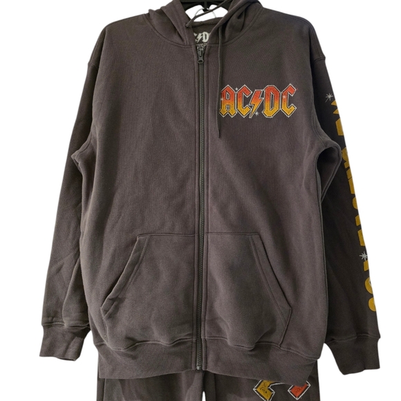 NWT ACDC Sweater & Sweat Pants - Picture 2 of 6